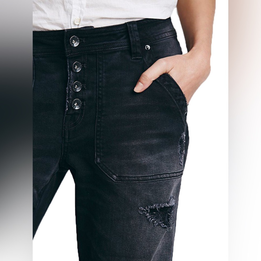 Free People Women's Mid-Rise Relaxed Mountaineer Jean Black